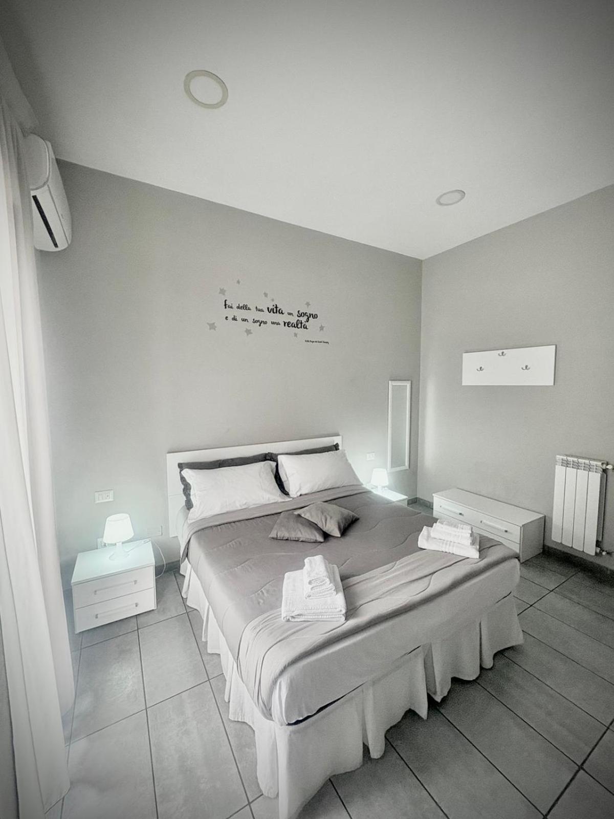 Rianna House B&B Neapol Exteriér fotografie